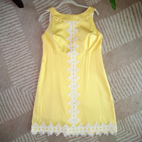 Lilly Pulitzer Dresses & Skirts - Lilly Pulitzer  vibrant summer yellow Sz 8